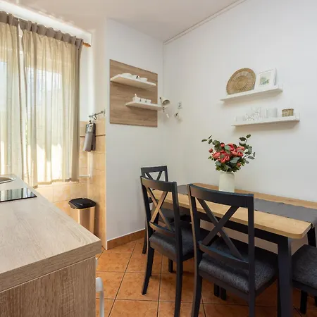 Apartments Claudia Crikvenica Exterior photo