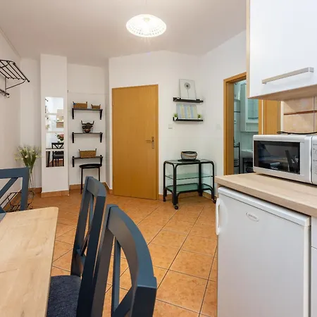 Apartments Claudia Crikvenica Exterior photo