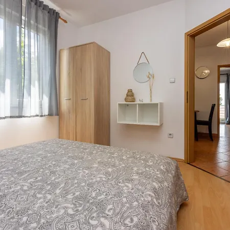 Apartments Claudia Crikvenica Exterior photo