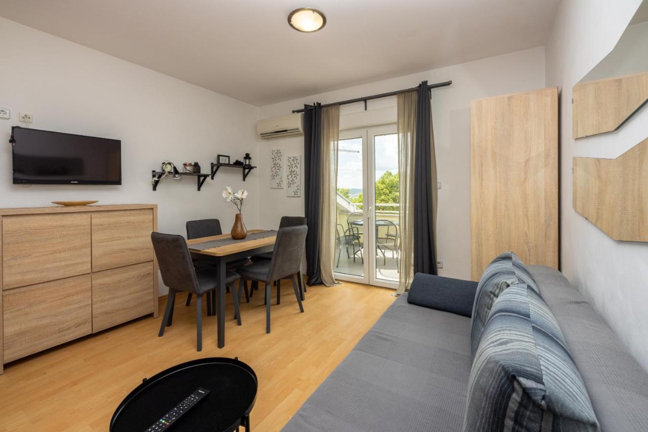 Apartment Claudia *