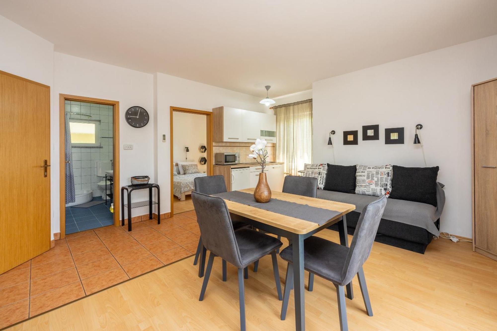 Apartment Claudia *