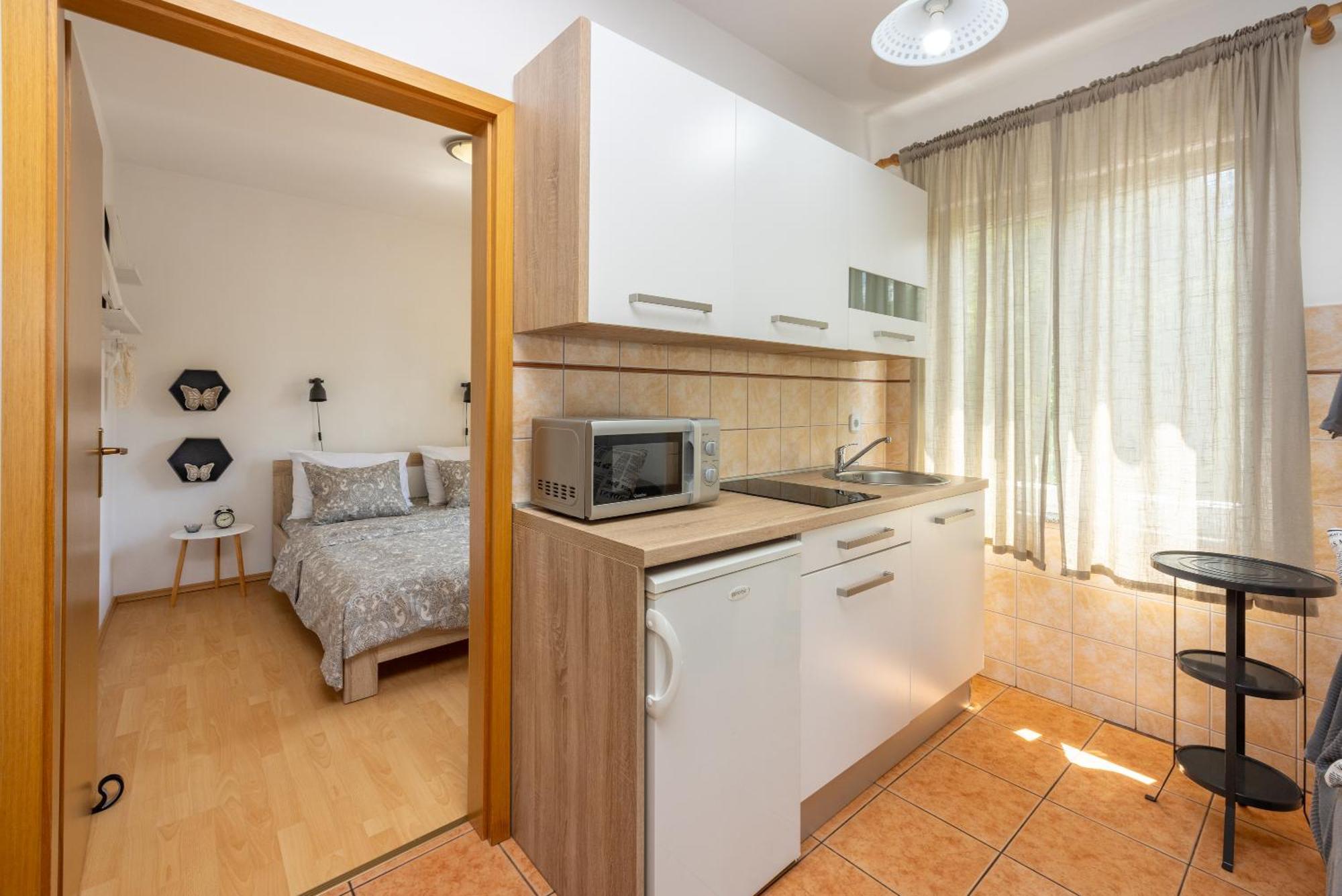 Claudia Apartment